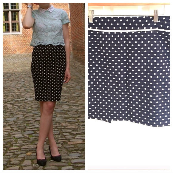 Max studio polka dot white on blue skirt - Picture 5 of 5